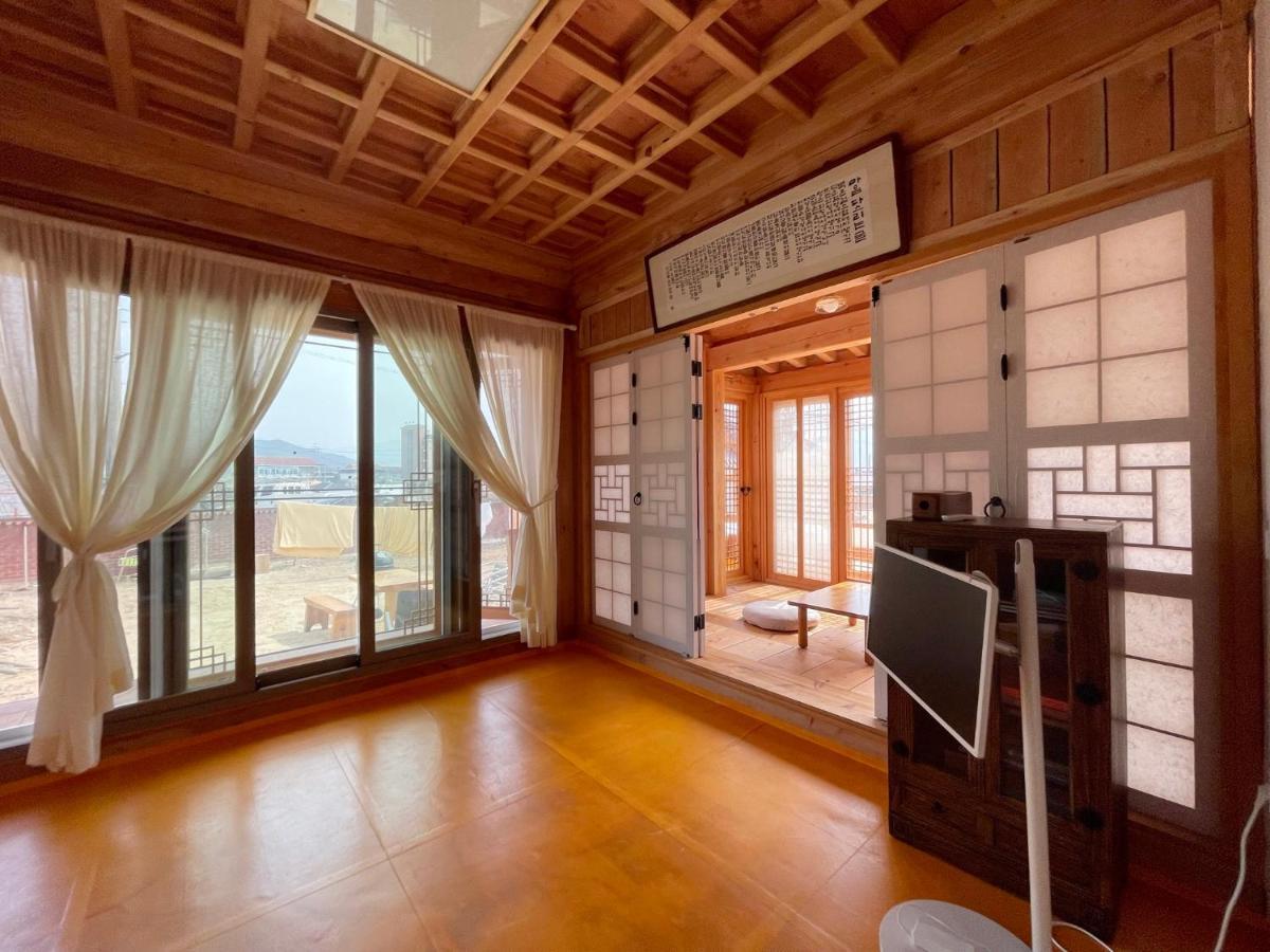 Hanok - Jukrokjungsa 펜션 구례
