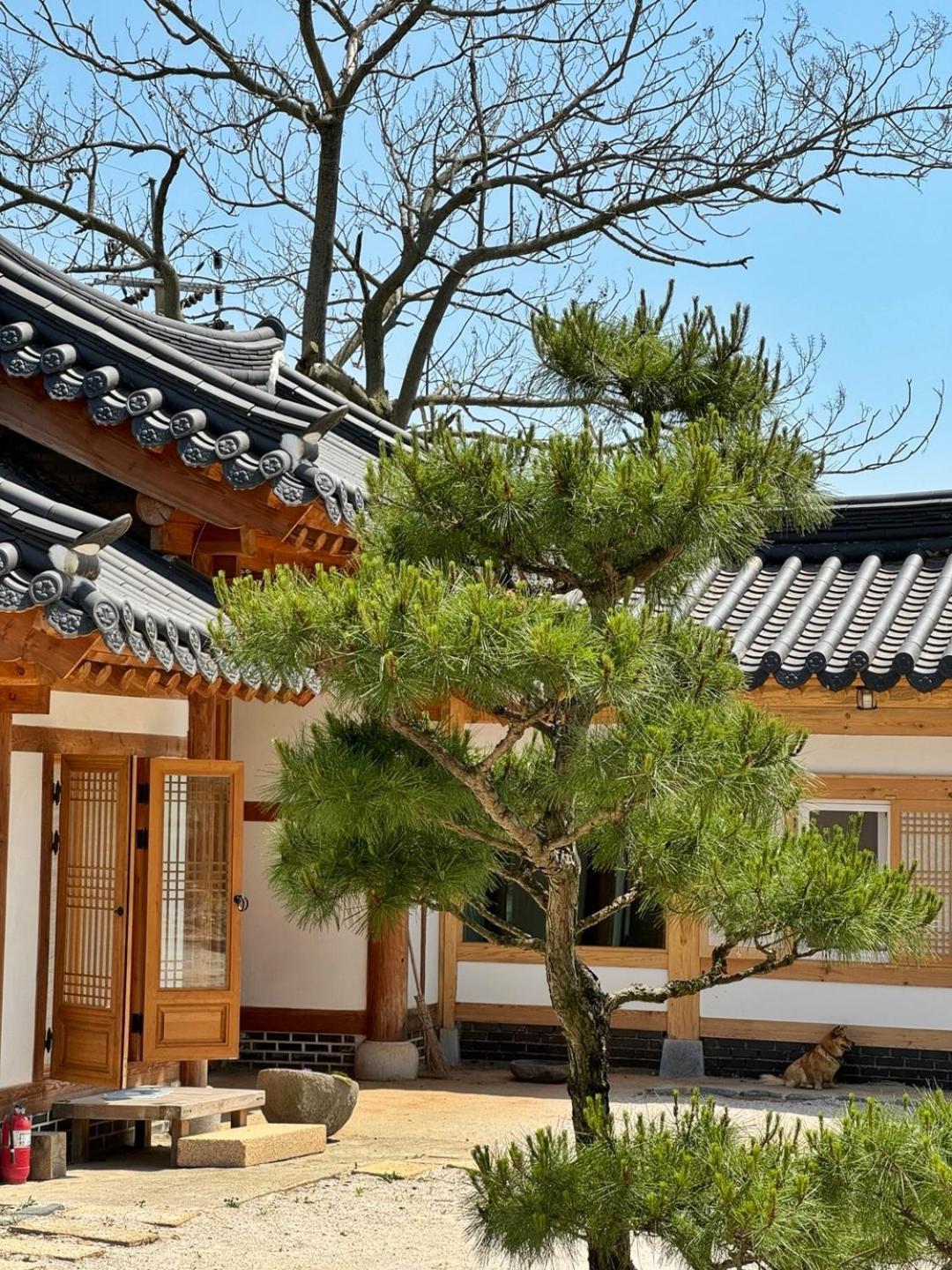 Hanok - Jukrokjungsa Holiday home *