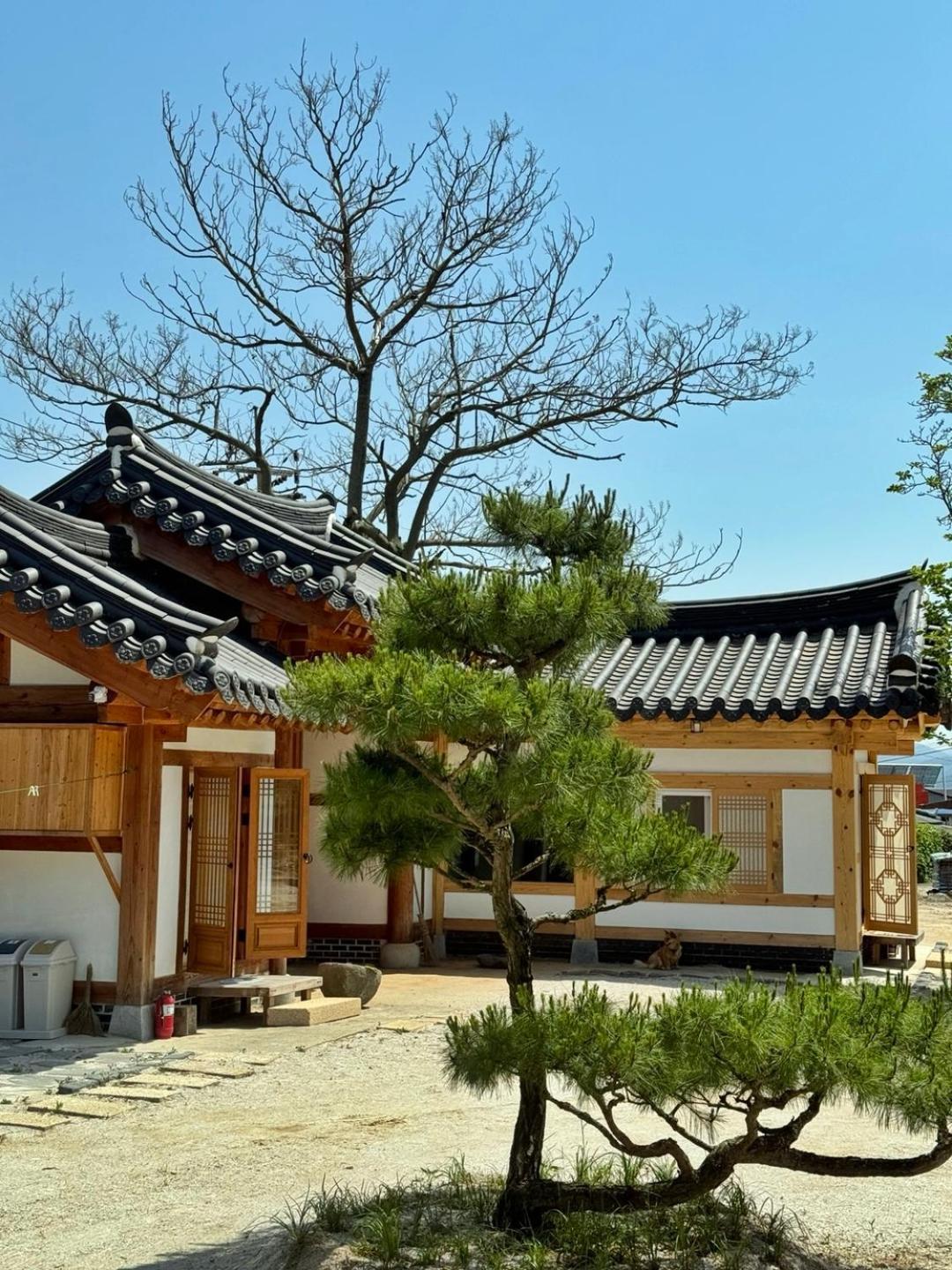Hanok - Jukrokjungsa *